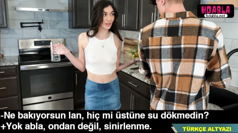 ablam ustune su dokunce meme uclari gozuktu kitlendim.jpg