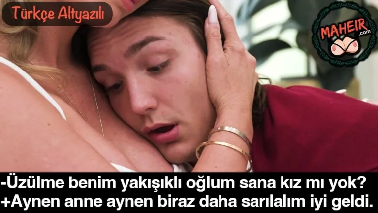 annemle dertlesirken sarildik memeleri agzima girdi.jpg
