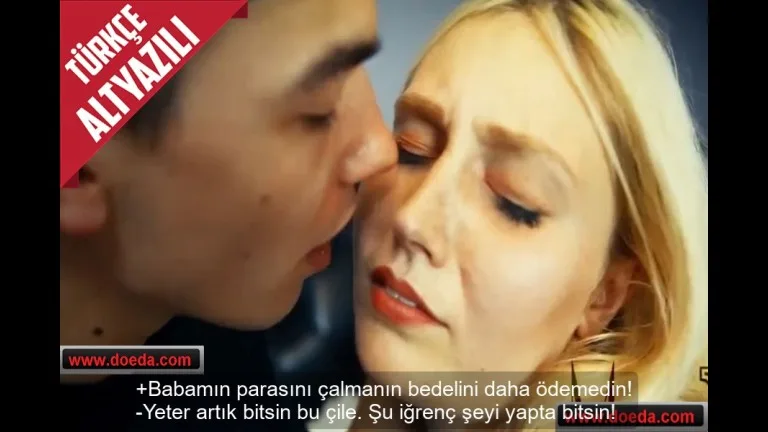 babasinin cuzdanini calan uvey kardesine santaj uygulayarak duzenli sikmeye basladi.jpg