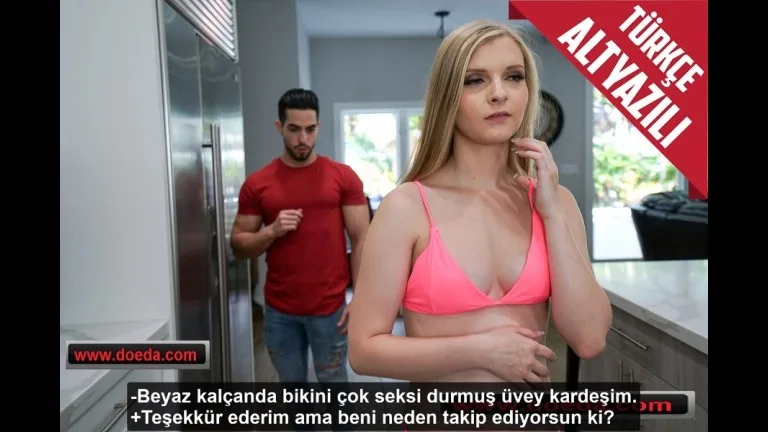 bikini giyen kasar tenli uvey kiz kardesinin amina daldi.jpg