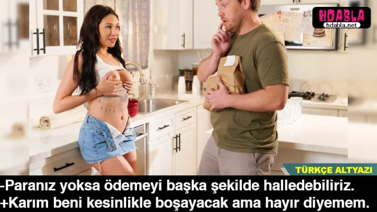 cuzdanimi arabada unuttum odemeyi siparisi getiren kizi sikerek yaptim.jpg