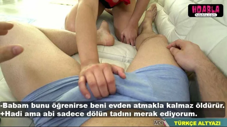 dolun tadini merak eden kiz kardesine yardimci oluyor.jpg