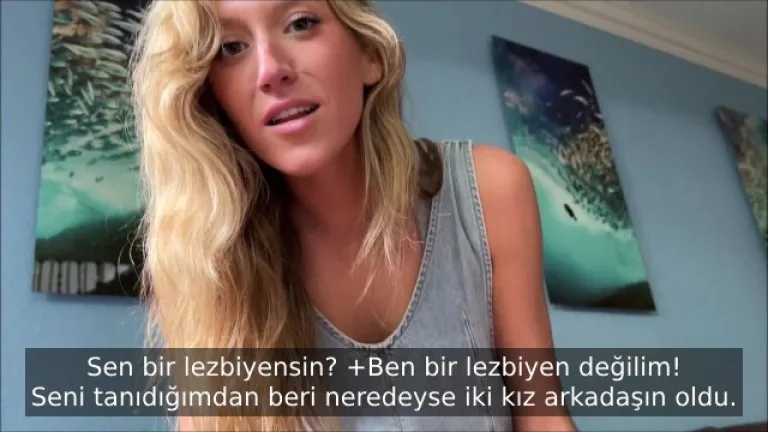 en yakin arkadasina lezbiyen olmadigini onunla sikiserek ispatliyor.jpg