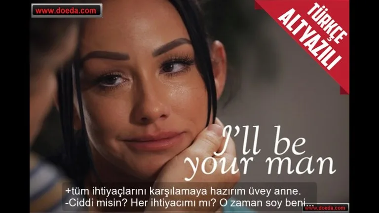 ev islerini yapmaktan bikip usanan uvey annesinin tum islerini ustlendi.jpg