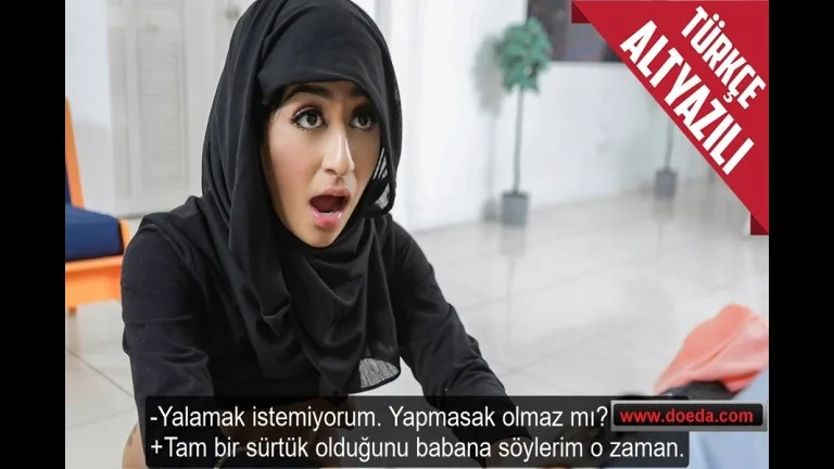 evde cikinca etek giyen turbanli liseliyi santajla sikti.jpg