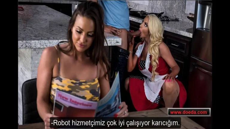 gercekci akilli hizmet robotunun icinden seks makinesi cikti.jpg