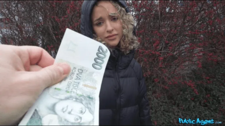 harika dar amcikli hatun.jpg