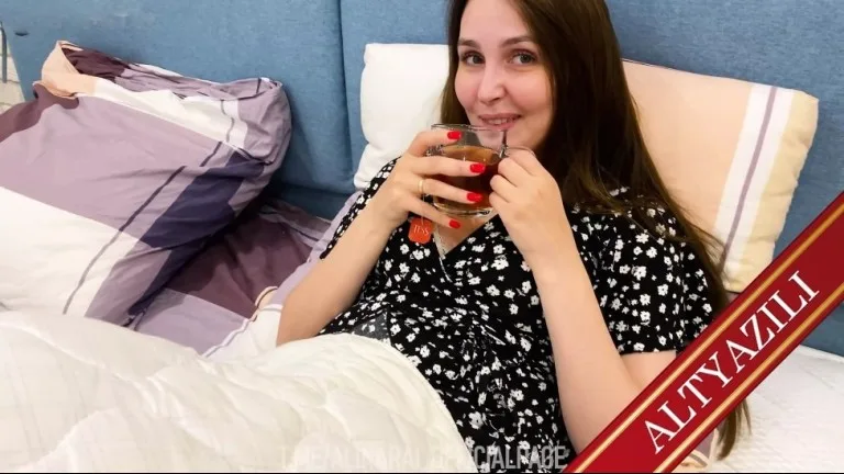 hasta uvey annemi haplayip siktim.jpg