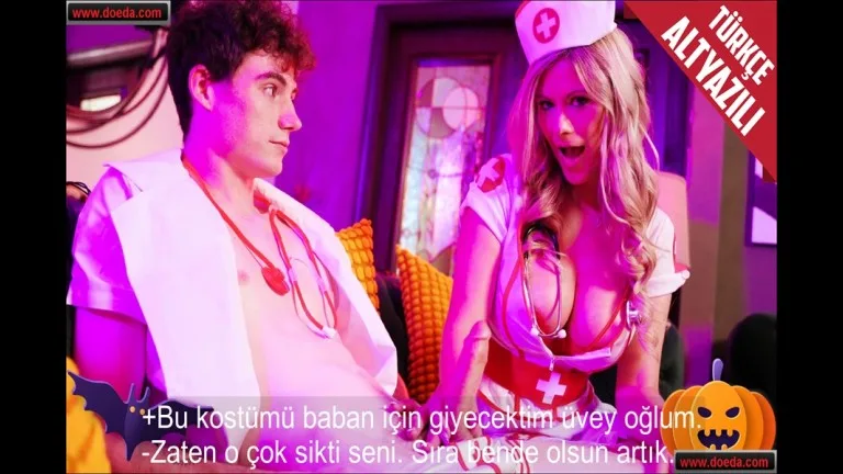 hemsire kostumu giyerek kocasini azdirmak istedi ama uvey oglu daha hizli cikti 1.jpg