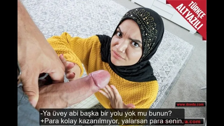 isine fon arayan turbanli kiz uvey abisinden dol aldi.jpg