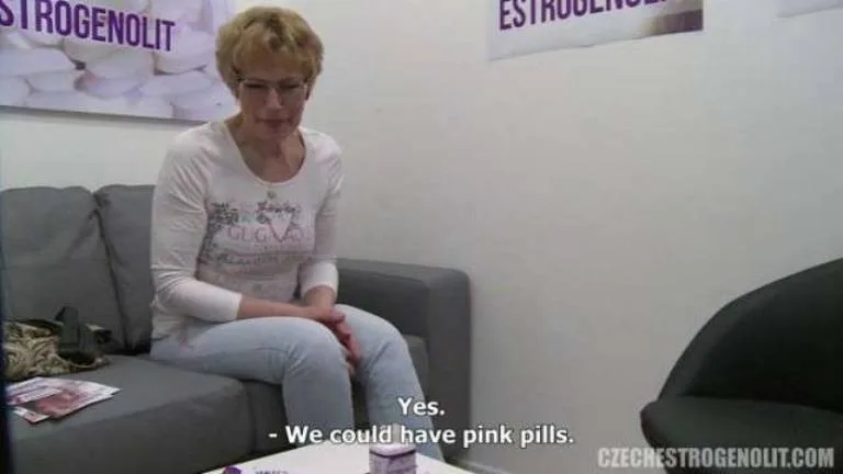 jitka kendisini tutamiyor atliyor.jpg