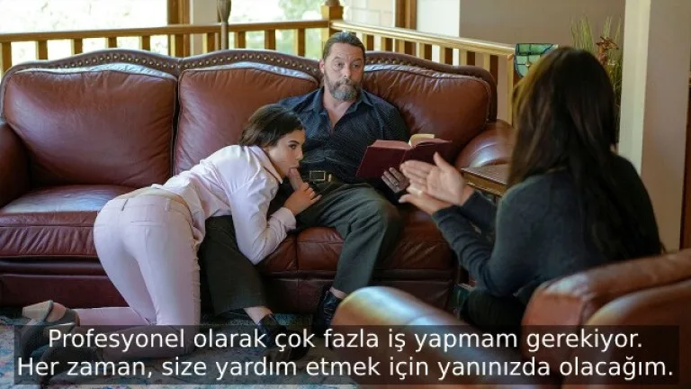 kisisel asistanini adeta itaatkar bir seks kolesi haline getiriyor.jpg