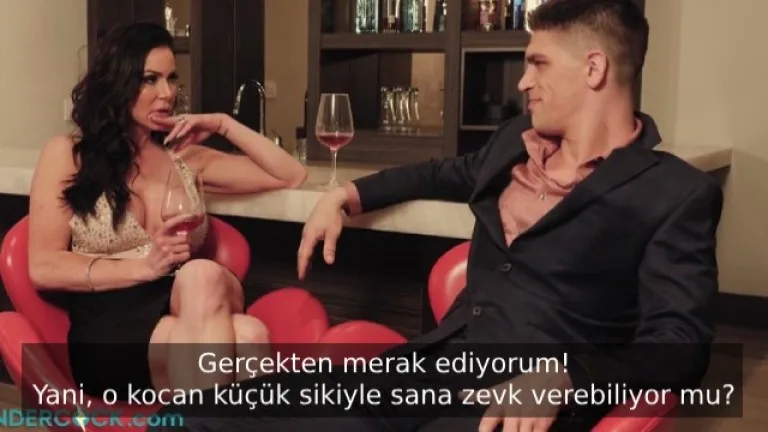 kocasinin aletiyle dalga gecen adamin orospusu oluyor.jpg