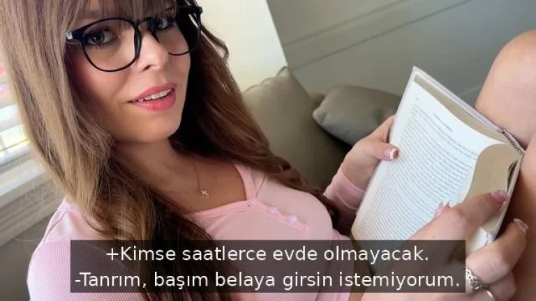 kulotsuz oldugunu gordugu uvey kiz kardesini parmakladiktan sonra kivama getirdi.jpg