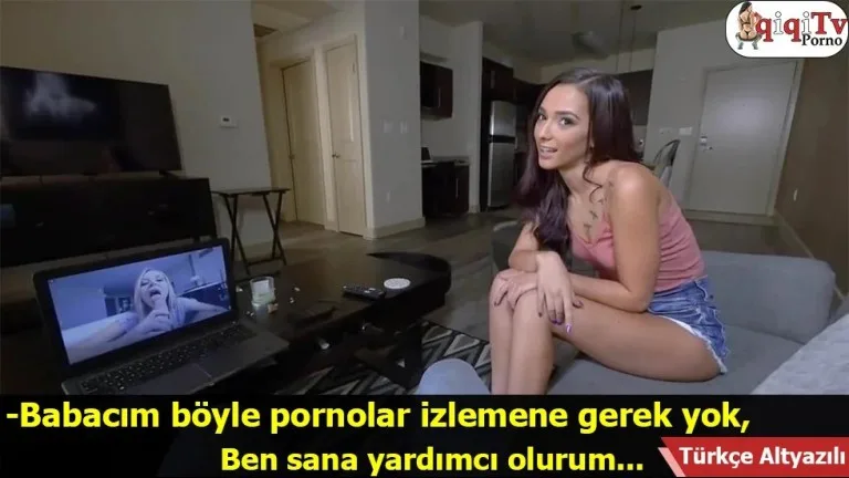 liseli kiziyla porno izleyip pompaliyor.jpg