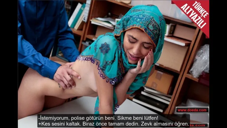 mal calan turbanli kiza depoda tecavuz edip cezalandirdi.jpg