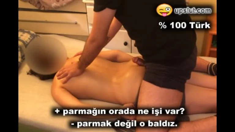 masajda yagli sikini baldizin gotune batirip cikaran eniste.jpg