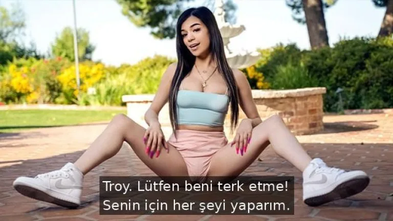 sahne oncesi korkusunu yenmek icin uvey erkek kardesiyle sikisip rahatliyor.jpg