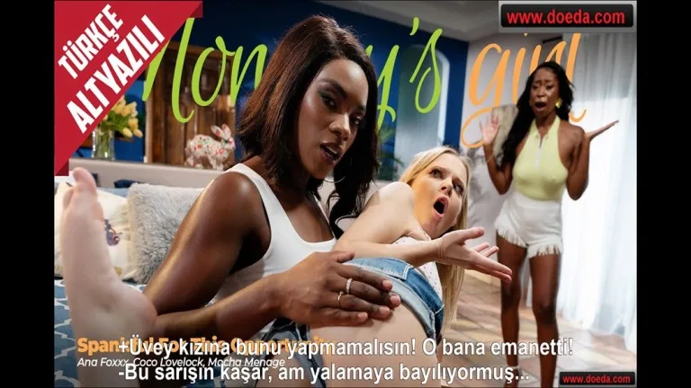 sarisin minyon uvey kiza amini yalatirken goren siyahi olgun lezbiyen teyze.jpg