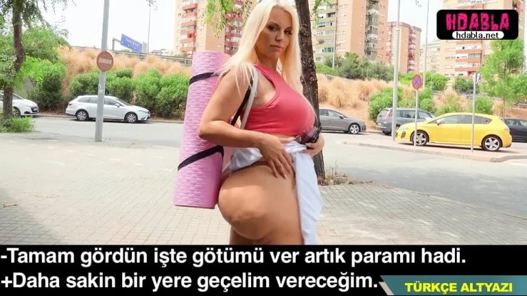 sokakta kendisinden para isteyen hatunu kopru altina goturdu.jpg