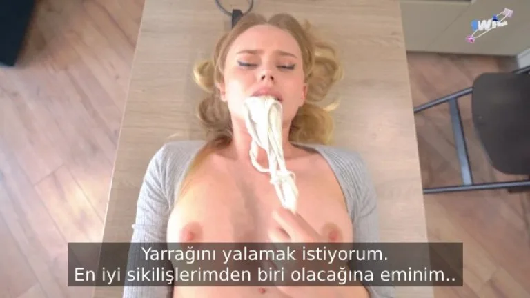 temizlik yaparken kendini teshir eden fahise sert sikisin esiri oluyor.jpg