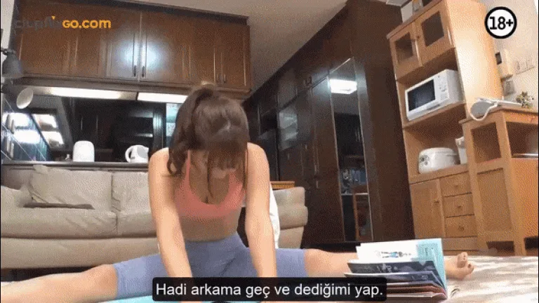 uvey ablamin yirtilan tayti sansurlu.jpg