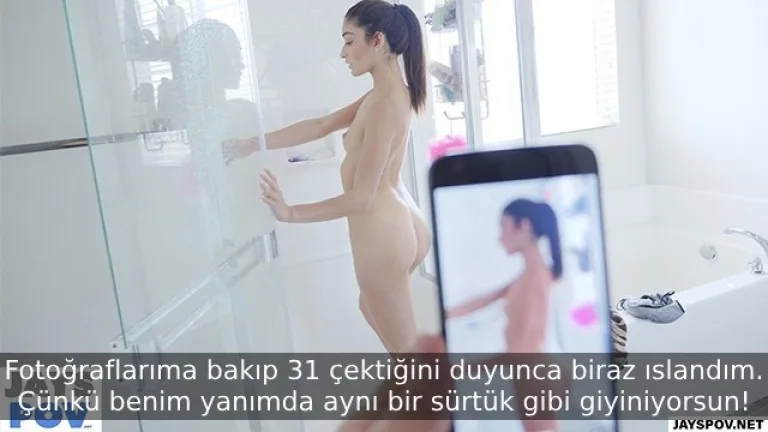uvey ablasini gizlice teshir eden azgin kizin odasina gelmesiyle kendine sahip olamadi.jpg