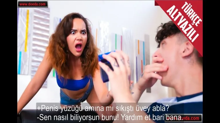uvey kardesinin aminda sikisan penis halkasini sikerek cikarmak zorunda kaldi.jpg