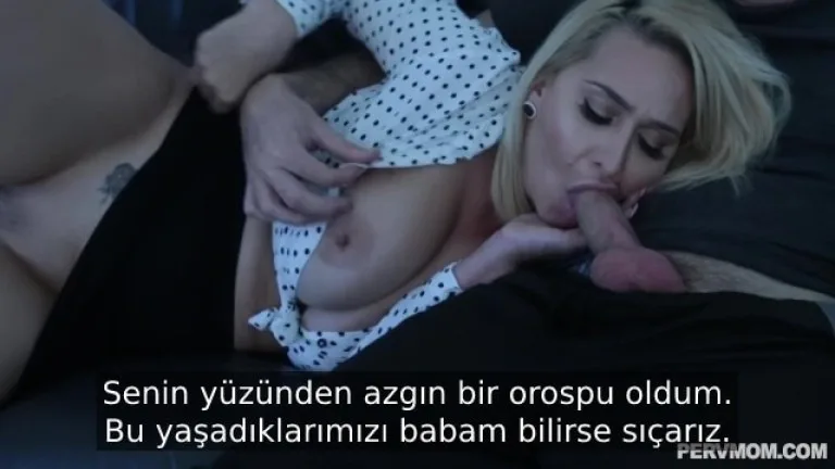 uvey oglunun sert yaragini agzindan dusurmeyen olgun orospu.jpg