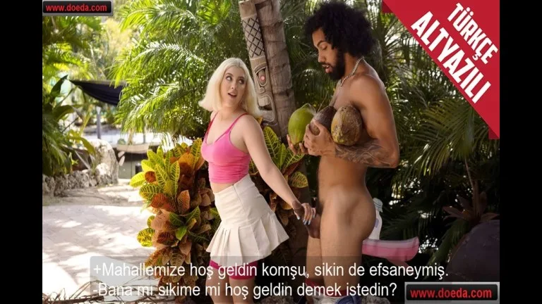 yeni komsusuyla tanismaya gelen sarisin kasar sikiyle tokalasmak istedi.jpg