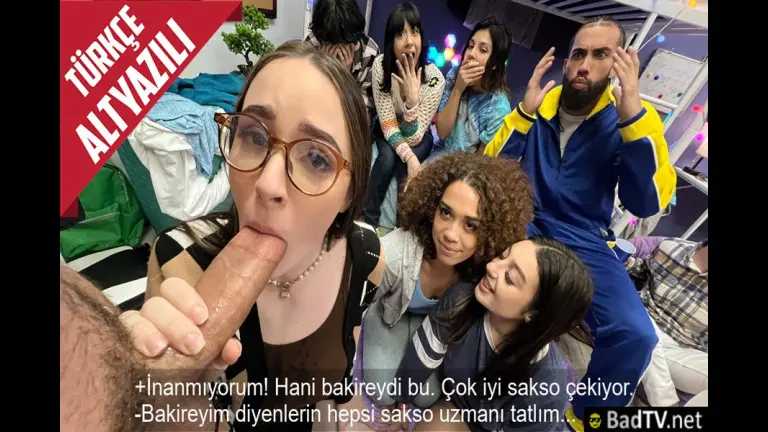 bakire oldugunu soyleyen kizin cektigi sakso arkadaslarini hayran birakti.jpg