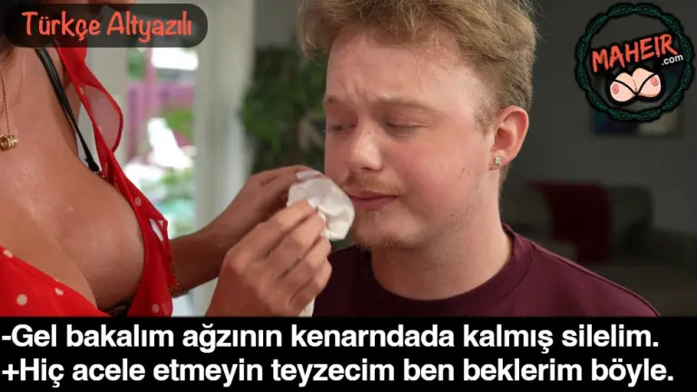 haylaz oglan gozlerini arkadasinin annesinin memelerinden alamadi.jpg
