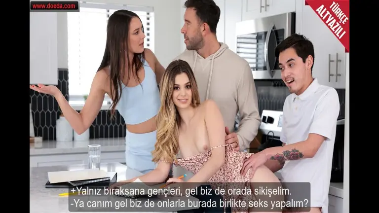 kocasinin terbiyesiz uvey kardesi yanlarinda sikisince onlara uydular.jpg
