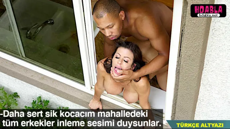 mahalleye ibret olsun diye olgun karisini camin onunde sikti.jpg