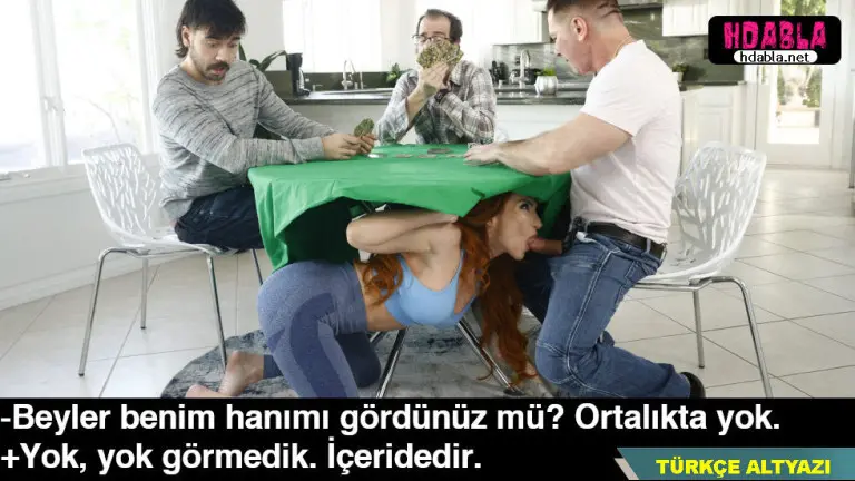 masa altindan gizlice kocasinin arkadaslarina sakso ceken milf.jpg