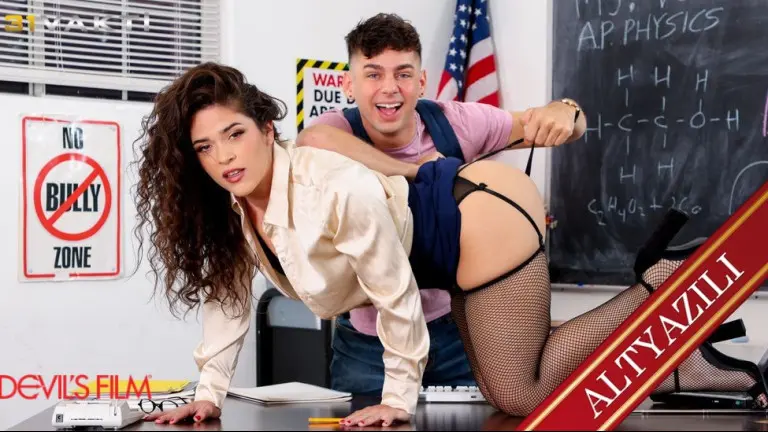 hoca sikimin fotosunu gorunce cildirdi.jpg