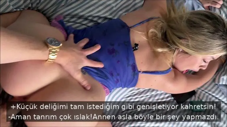 onlyfansta kariyer yapan arsiz sarisin endise kupu olan uvey babasini rahatlatiyor.jpg