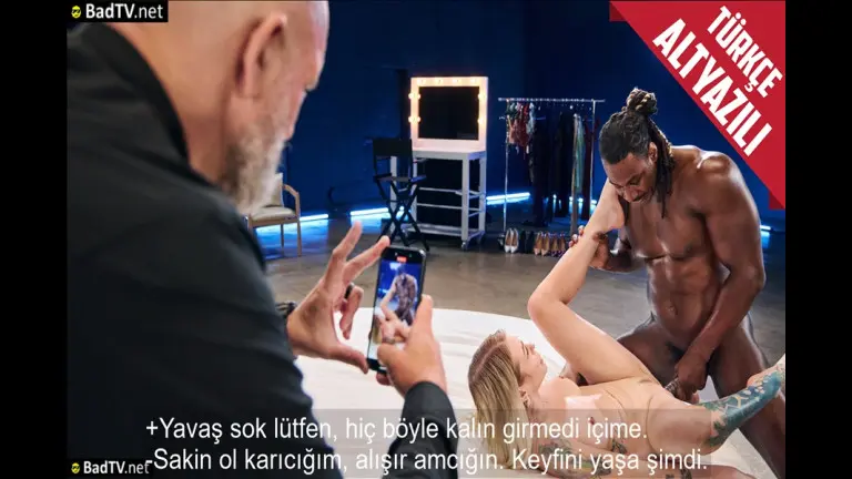 hayatinin ilk es degistirme deneyimini dev zenci sikiyle yasayan atesli es.jpg