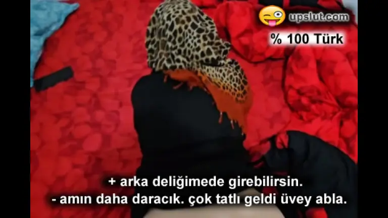 arkadan denettiren uvey ablayi kalin yaragiyla cildirtti.jpg