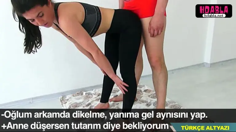 annemle birlikte yoga yaparken salakta yaslamaya basladim.jpg