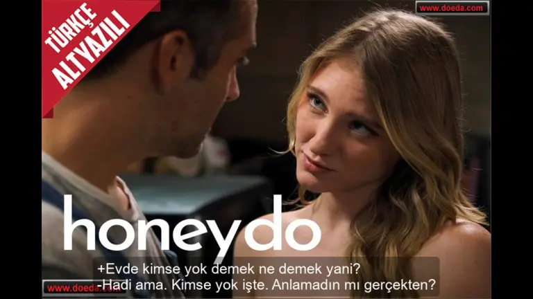 evde kimse yokken sikis isteyen sillik kiz yetiskin adami deli etti.jpg