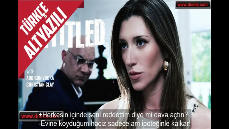 herkesin icinde onu reddeden kizin evine haciz yollayip amina ipotek koydu.jpg