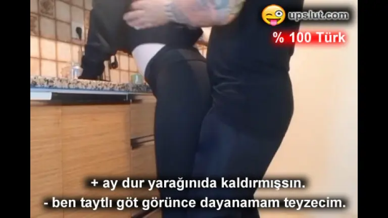 taytina surterek yasladigi komsuya kalkik yaragini hissettirdi.jpg